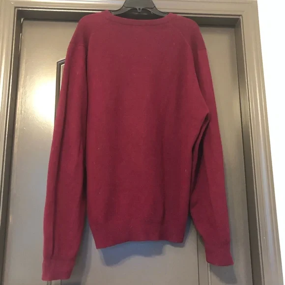 Brooks brothers cashmere wine/burgundy/crimson long sleeve v-neck sweater